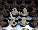 Foto langkah ke 4 dari resep Cupcake coklat kukus.