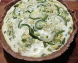 Foto del paso 4 de la receta: Súper tarta de zapallitos con masa casera integral