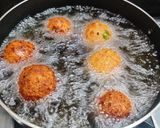 A picture of step 9 of Cheese balls.