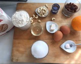 Foto del paso 2 de la receta: Coca de pasas. (y nueces)