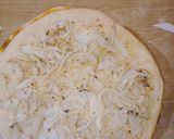 Foto del paso 9 de la receta: Pizzas caseras de tomate y de cebollas