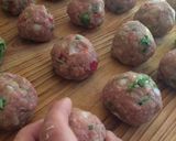 Foto del paso 5 de la receta: Puré florentino acompañado con albóndigas