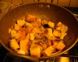 A picture of step 4 of Pumpkin masala.