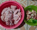 Foto langkah ke 1 dari resep Ayam Goreng Bumbu Kelapa.