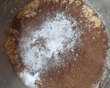 Foto langkah ke 3 dari resep Super Moist Double Chocolate Banana Cake.