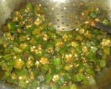கார வெண்டைக்காய் வறுவல் ரெசிபி ஸ்டேப் 1 புகைப்படம்