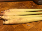 Tom Kha leves (Thai kókuszleves) csirkével és/vagy garnélával