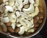 A picture of step 1 of Dry-Fruits & Makhana Milk Shake 💁🏻♀️.