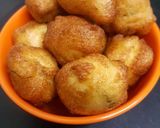 A picture of step 7 of Dal bonda with soup.