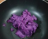 Foto langkah ke 2 dari resep Pangsit Ubi Ungu.