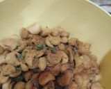 A picture of step 4 of Chatpate Masala kaju Namkeen.