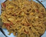 A picture of step 2 of Wheat Maggi.