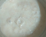 A picture of step 3 of Oats porridge with dates and cardamon.