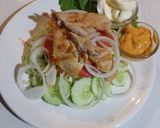 รูปขั้นตอนการทำที่ 5 ของ สลัดไก่ย่างสไปร์ซี่