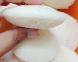 A picture of step 2 of Suji Masala Idli.