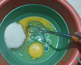 Foto langkah ke 4 dari resep Brownies kukus drink beng beng tanpa mixer dan oven.