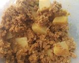 A picture of step 1 of Beef mince masala rolls.