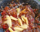 Foto langkah ke 6 dari resep Sambel mangga muda.