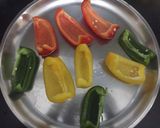 पनीर स्टफड मिनी पेपरस (paneer stuffed mini pepper recipe in Hindi) रेसिपी चरण 1 फोटो
