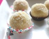 A picture of step 1 of Coconut ladoo.