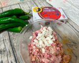 A picture of step 3 of Stuffed Bell Peppers.
