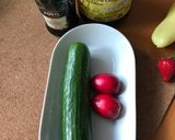 Foto langkah ke 1 dari resep Cucumber Red Radish Salade.