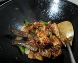 Foto langkah ke 8 dari resep Ikan Goreng Saus Tiram.