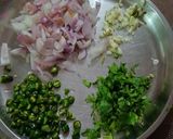 A picture of step 1 of Bihari Makuni Paratha.