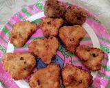 A picture of step 2 of Chicken and Mutton Nuggets for children.