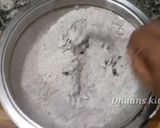 A picture of step 2 of Soft Ragi puttu.