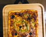 A picture of step 5 of Roasted meaty pizza.