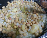 Foto del paso 2 de la receta: Garbanzos con tomate