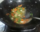 Foto langkah ke 4 dari resep Mie sayur.