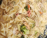 A picture of step 5 of Artichoke Chicken Pasta.