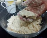A picture of step 5 of Dal ki Kachori.