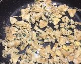 Une image de l'étape 2 de Riz cantonais aux crevettes.