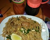 Foto langkah ke 8 dari resep Mie goreng hokkian homemade.