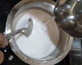 A picture of step 4 of Neer Dosa.