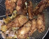Foto langkah ke 5 dari resep Ayam Goreng Bawang Putih.