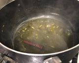 Foto del paso 3 de la receta: Peras al vino blanco con azafrán