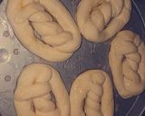 A picture of step 9 of Pretzels.