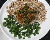 मटकी उसळ रेसपी (matki usal recipe in marathi) रेसिपी स्टेप 4 फोटो 