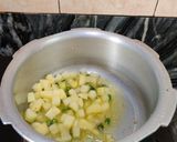 A picture of step 4 of Samak chawal khichdi.