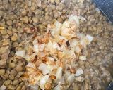A picture of step 3 of Moujaddara (cooked lentils)Tasty 3-ingredient lunch.