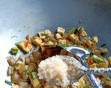 Foto langkah ke 8 dari resep Tahu Cecek Tumis Kecap.