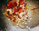 রেস্টুরেন্ট স্টাইল শাহী পনির (Restaurant style Shahi Paneer recipe in Bengali) রেসিপির ধাপ 6 ছবি