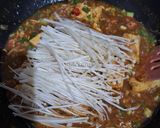 Foto langkah ke 5 dari resep 224. Tumis Tahu Jamur Enoki.
