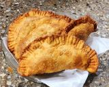 Foto del paso 4 de la receta: 🥓 Empanadas de ciruelas y lomo (fiambre) 🥓 para freír, para hornear, para freezar 😉
