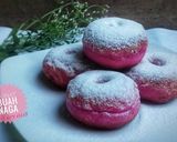 Foto langkah ke 8 dari resep Donat buah naga.