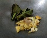 Foto langkah ke 3 dari resep Sup ayam ala pak min (klaten).